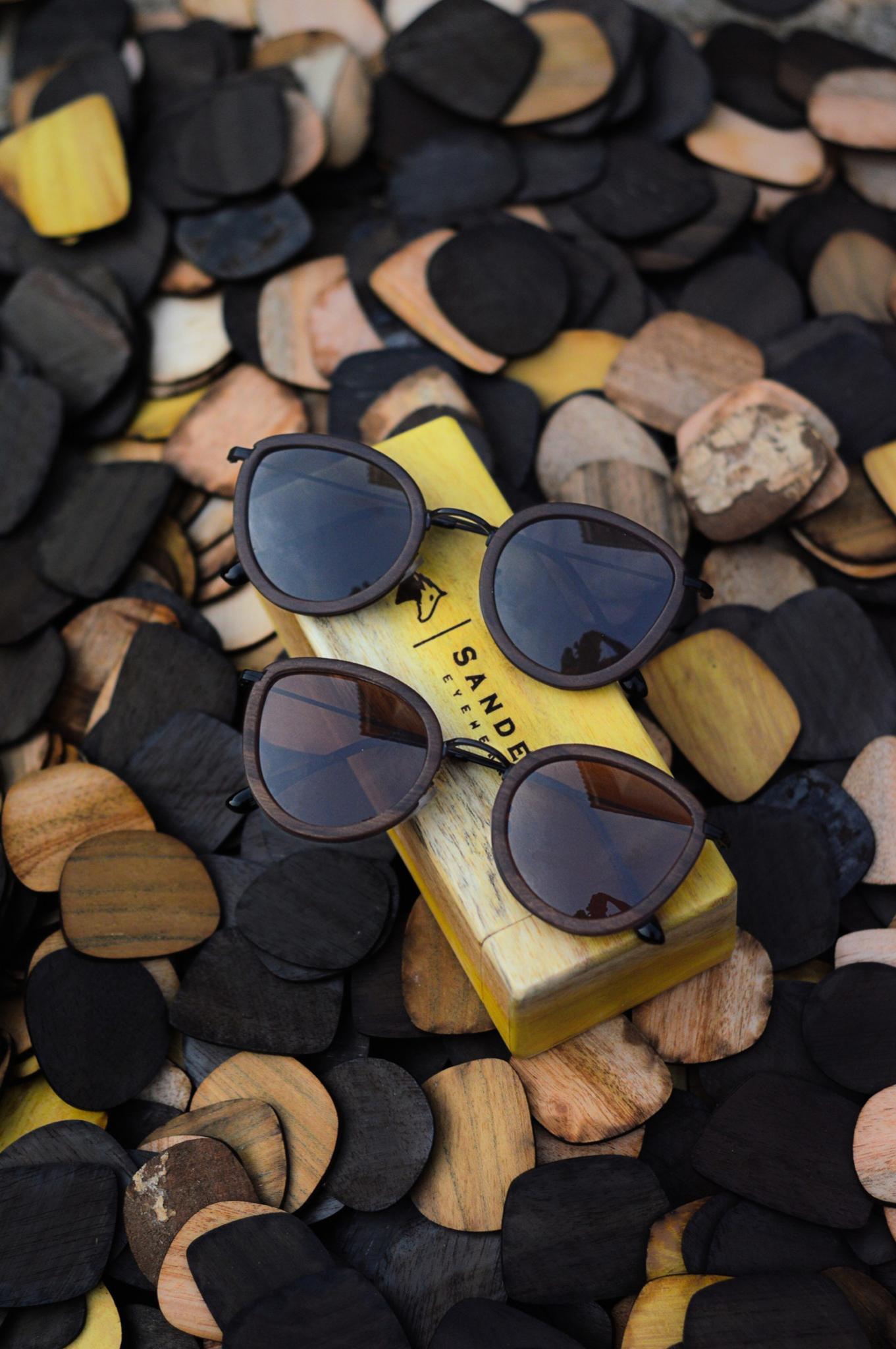 Frame Kayu Sandel Eyewear